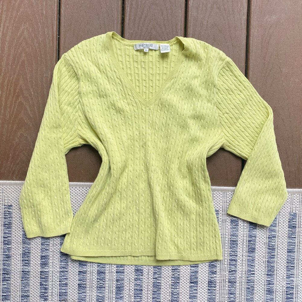 Cable knit V-neck sweater knitwear Brandy Melville Inspired